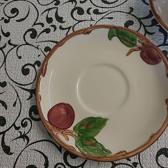 Fransican cups and Saucers - Picture 13 of 16